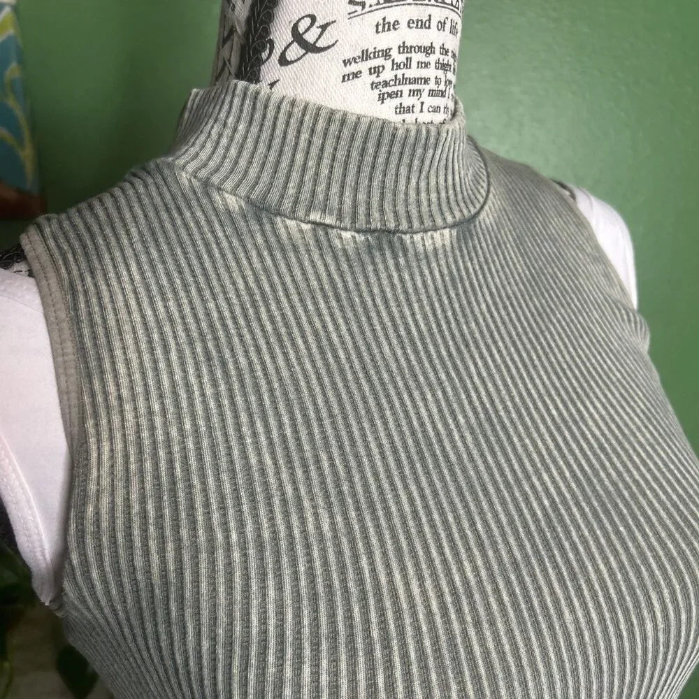 Intimately Free People Grey Ribbed Mock Neck Keyhole Back Sleeveless Top